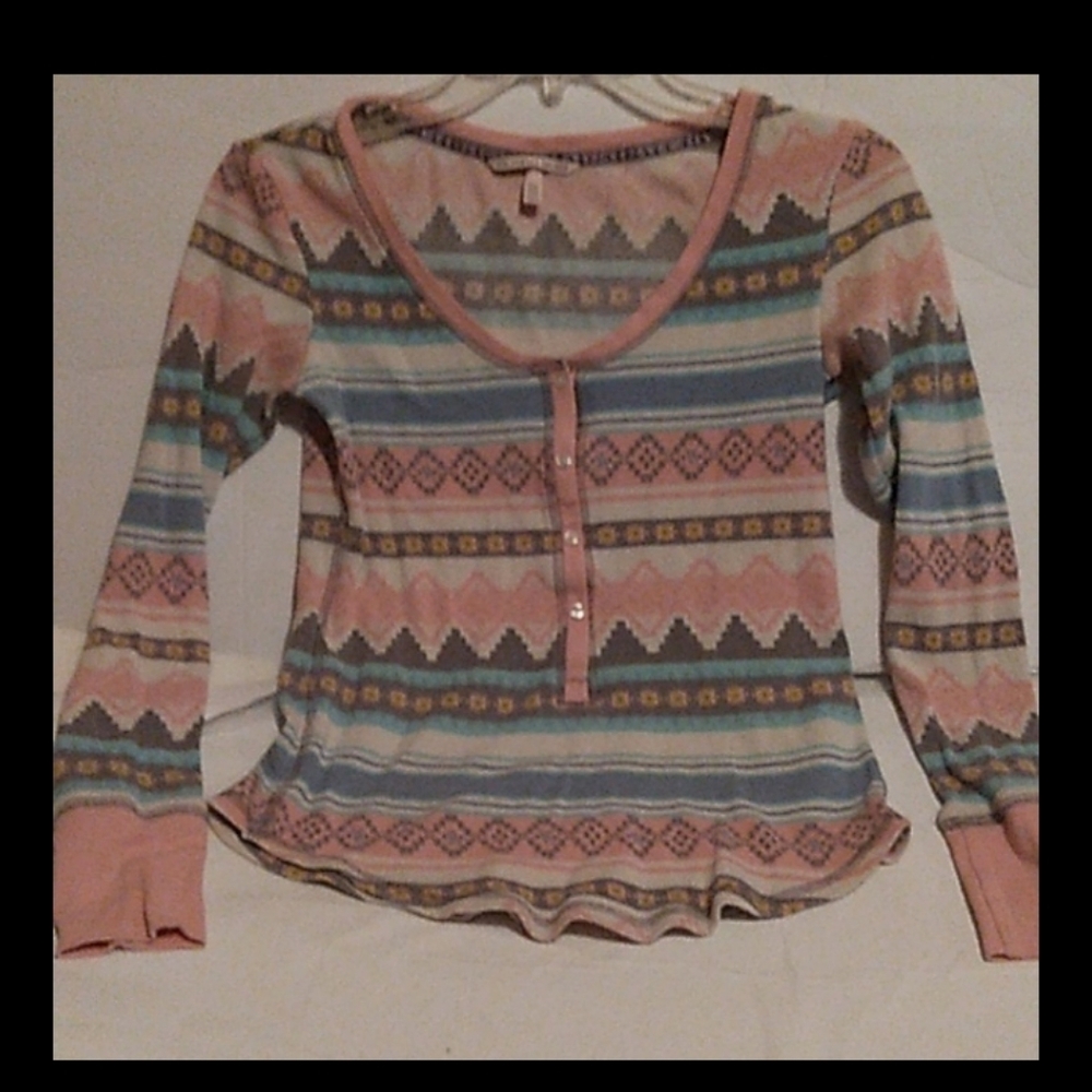 Victoria Secret long sleeve liteweight pullover